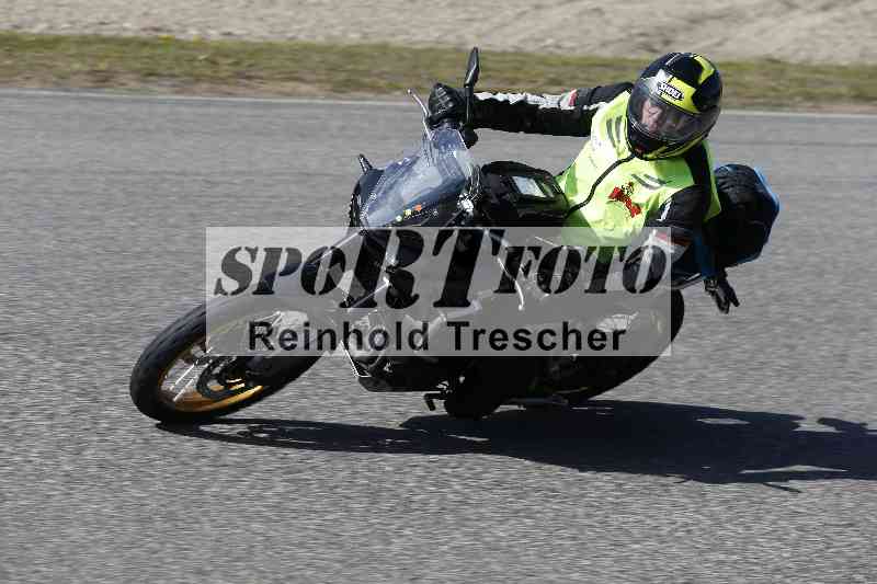 /01 02.04.2026 MAZ ADR/Gruppe gelb Gruppe gruen/Instruktoren